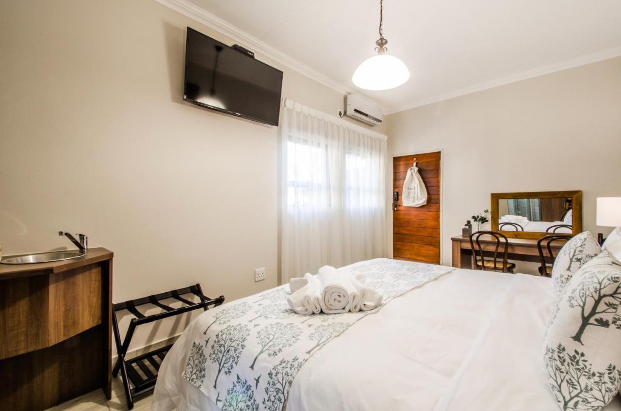 Three Olives Guesthouse Центурион Экстерьер фото