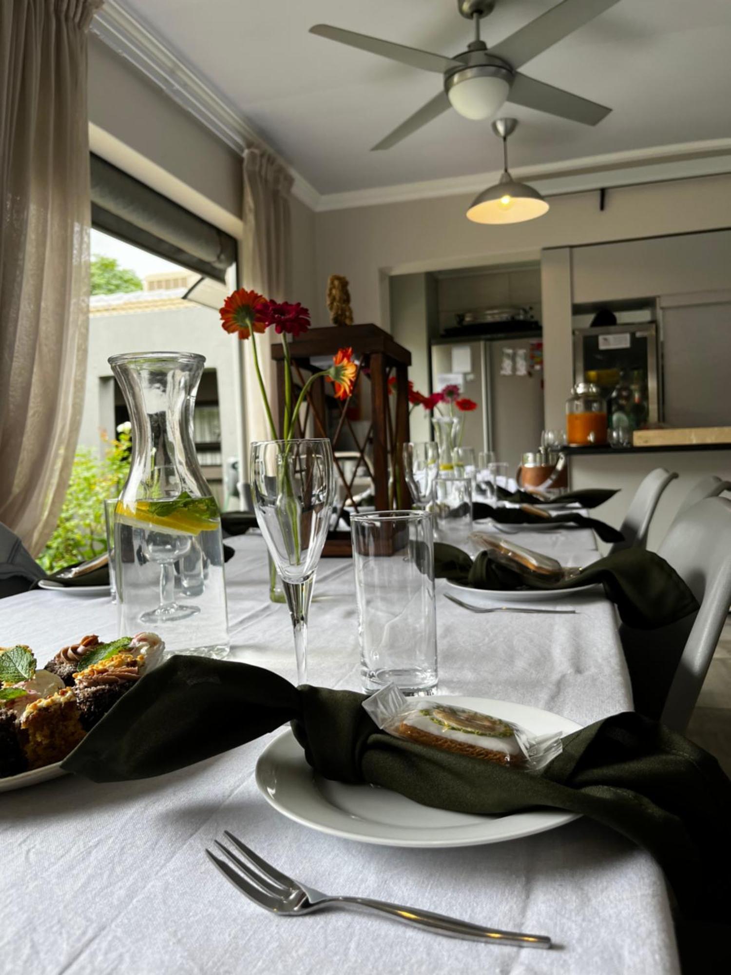 Three Olives Guesthouse Центурион Экстерьер фото