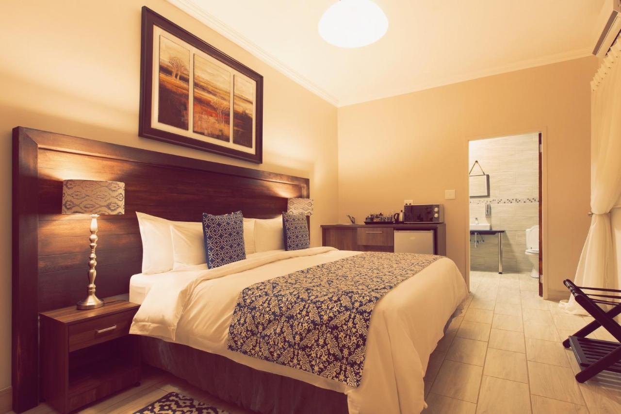 Three Olives Guesthouse Центурион Экстерьер фото