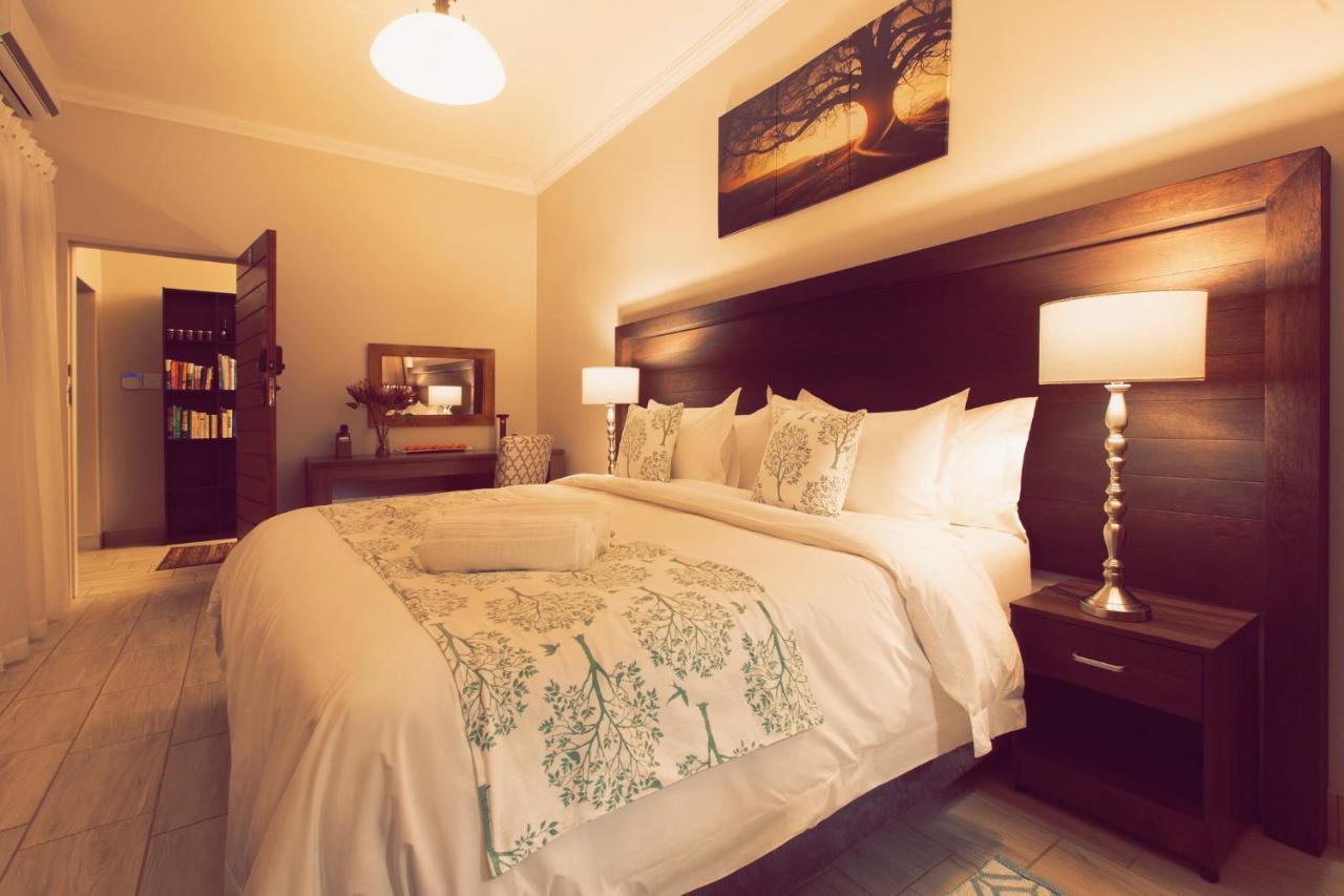 Three Olives Guesthouse Центурион Экстерьер фото